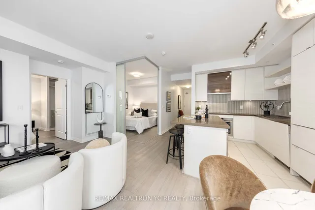 Additional image 9 of 59 Annie Craig Dr Unit 1005