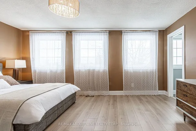 Additional image 25 of 1373 Harmsworth Sq