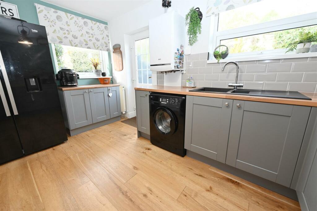 Additional image 11 of Ronaldshay Close, Richmond