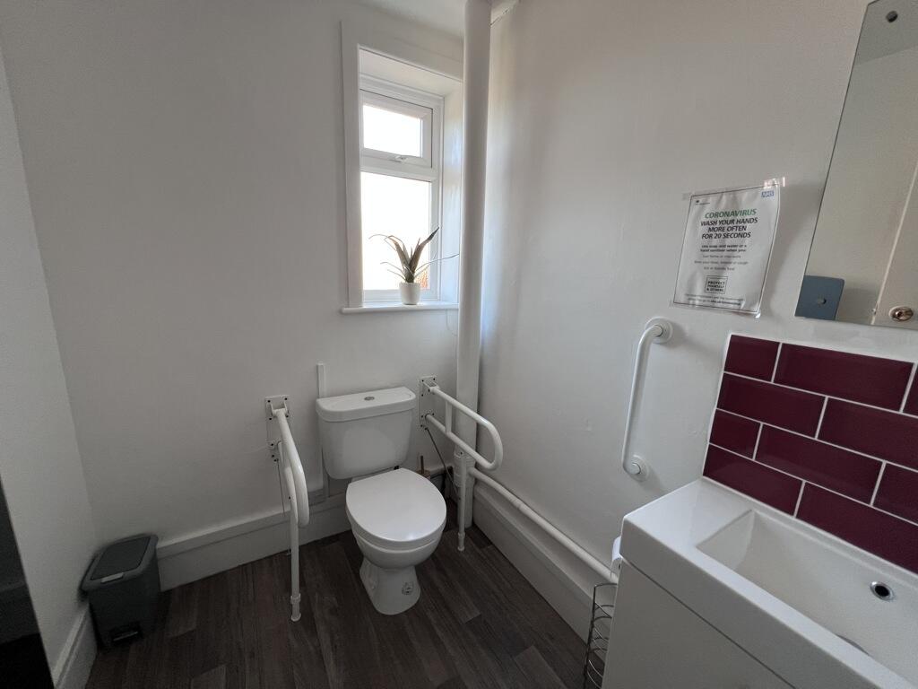 Additional image 9 of 5-5a Dunyeats Road, Broadstone, Dorset, BH18 8AA