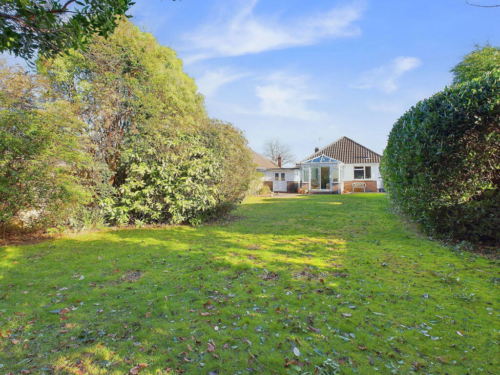 Additional image 12 of Glynde Avenue, Goring-by-Sea, Worthing, BN12