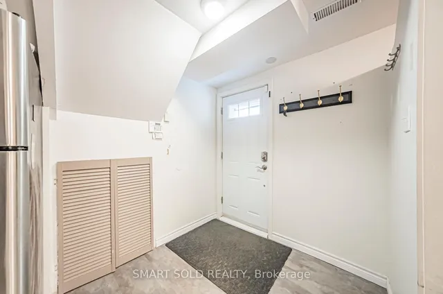 Additional image 32 of 137 Shawnee Circ