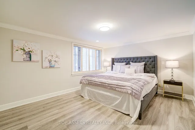 Additional image 32 of 223 Trelawn Ave