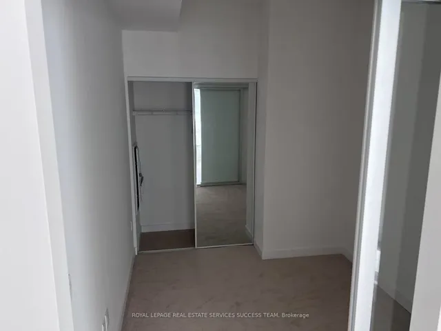 Additional image 3 of 238 Simcoe St St Unit 708