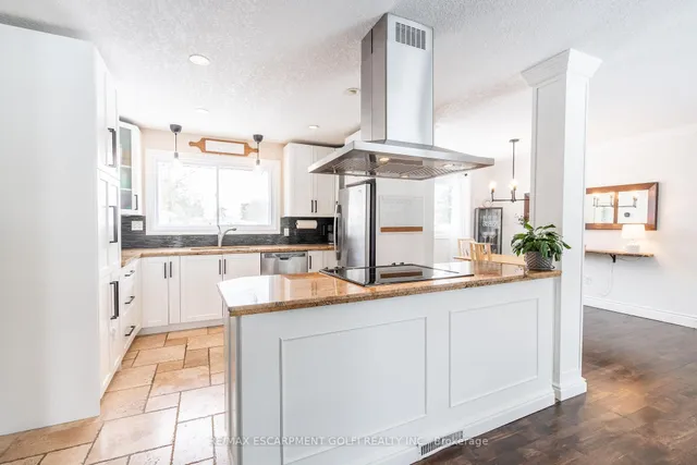 Additional image 9 of 118 Princeton Dr