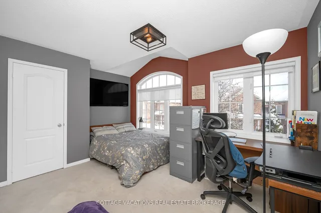 Additional image 25 of 2396 Emerson Dr