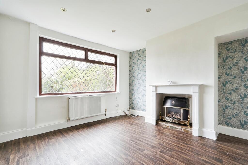 Additional image 18 of Malham Avenue, Bradford