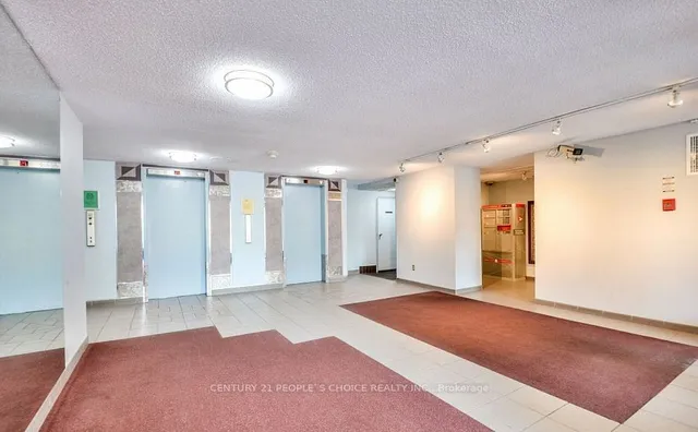 Additional image 4 of 15 Kensington Rd Unit 1405