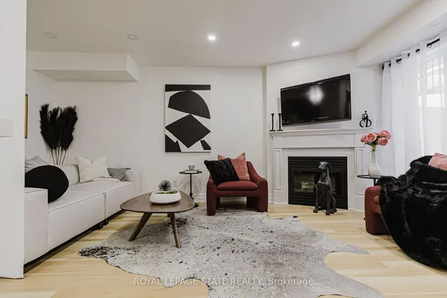 Additional image 5 of 16 Laidlaw St Unit 909