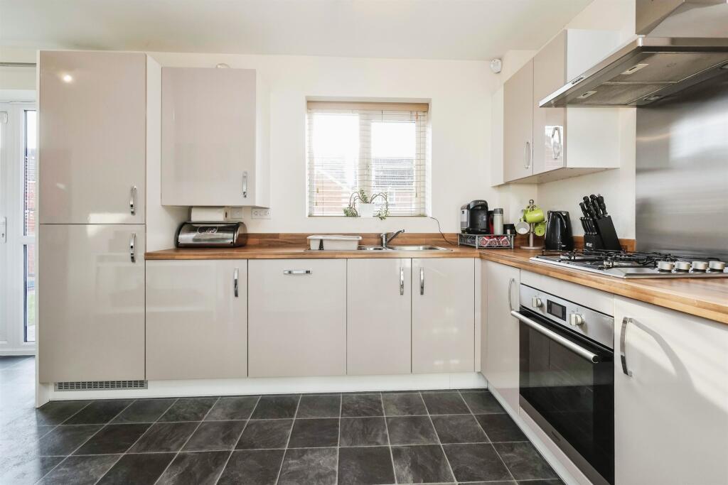 Additional image 18 of Poppy Avenue, OLDBURY