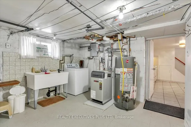 Additional image 35 of 30 Venn Cres