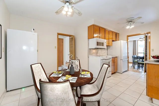 Additional image 12 of 193 GILTSPUR Dr