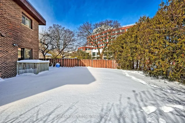 Additional image 34 of 43 Canterbury Cres