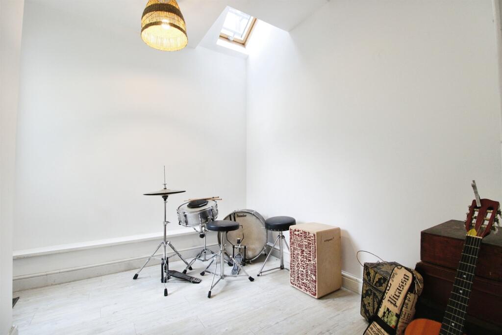 Additional image 6 of Albany Road, Cardiff