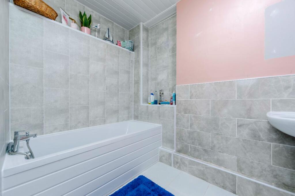 Additional image 12 of Brynheulog, High Street, Trelewis, Treharris