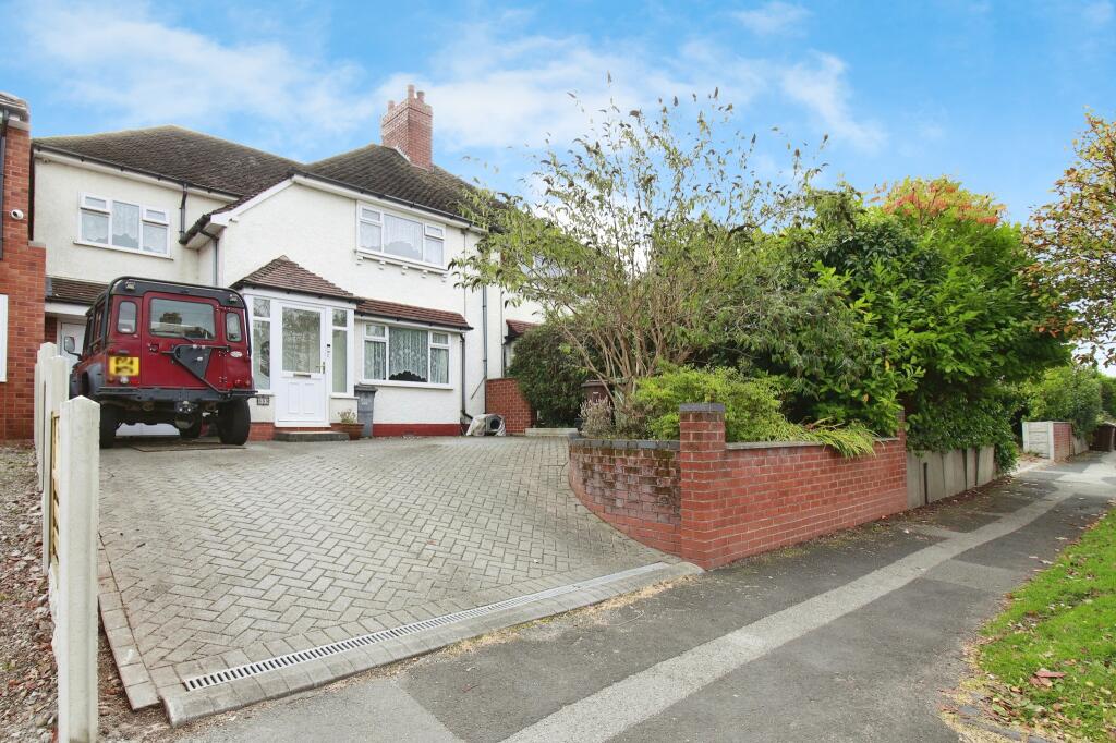 Primary image of Old Lode Lane, Solihull, B92