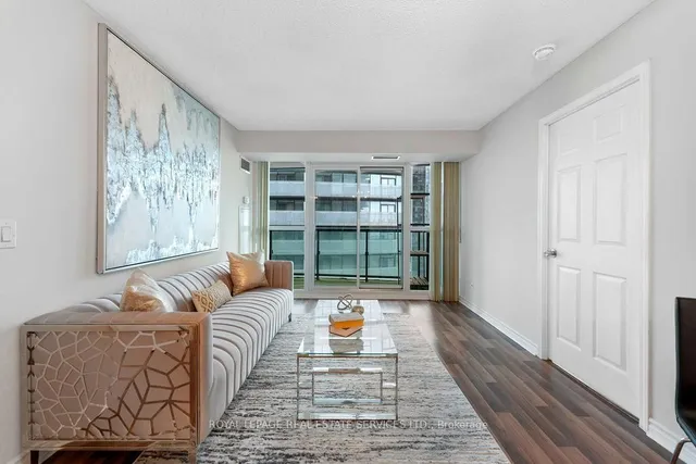 Additional image 5 of 19 Grand Trunk Cres Unit 3709