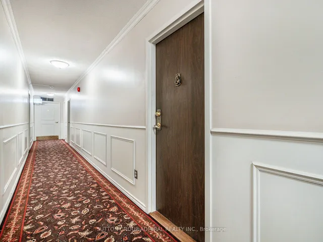 Additional image 5 of 212 St George St Unit 302