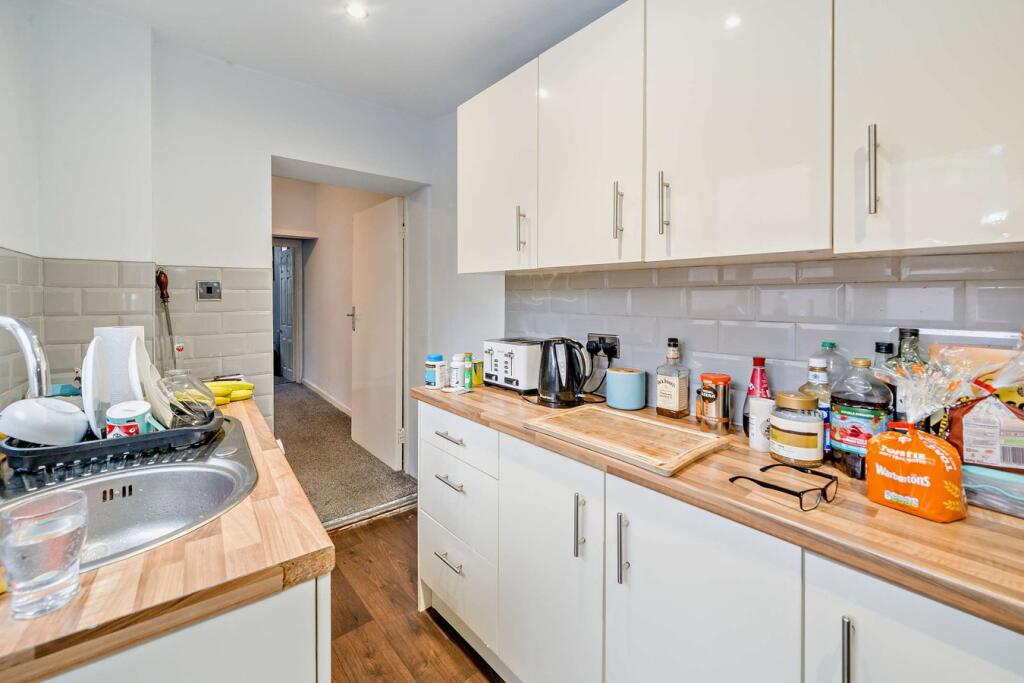 Additional image 4 of Park Road, Cliviger, Burnley, BB10