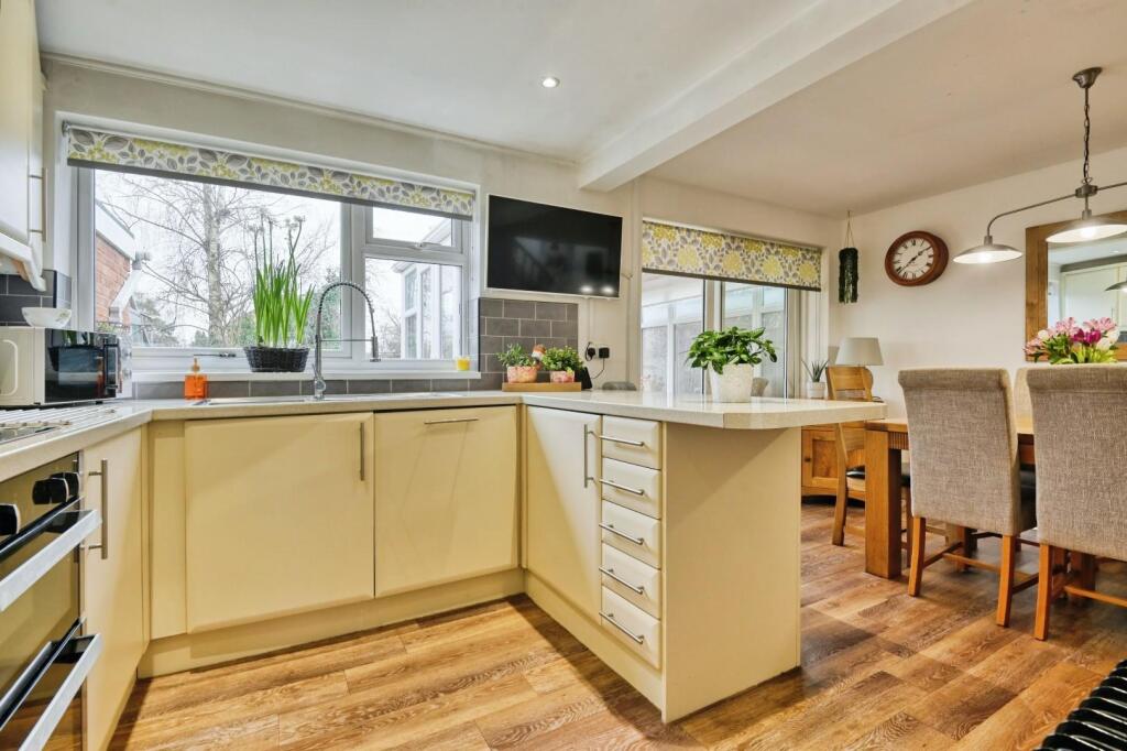 Additional image 8 of Whiting, Tamworth