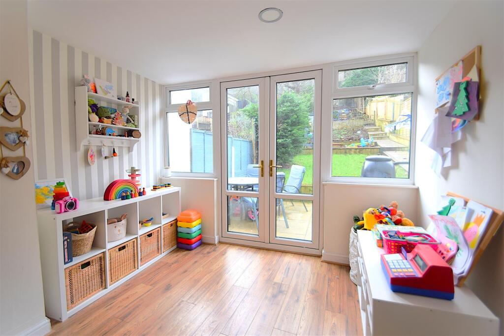 Additional image 5 of Old Quarry Road, Shirehampton