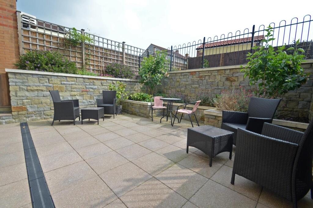 Additional image 3 of Ground floor retirement apartment in the centre of Yatton