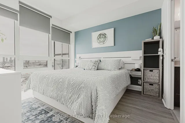 Additional image 9 of 1185 The Queensway Unit 815