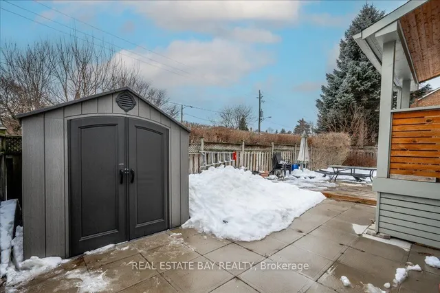 Additional image 21 of 60 Van Stassen Blvd