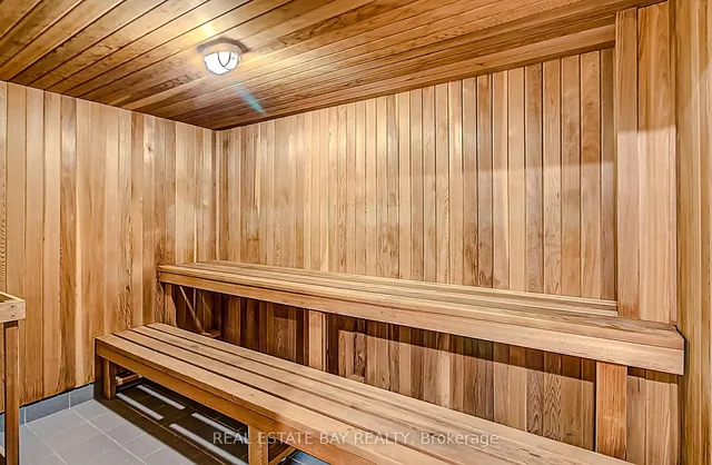 Additional image 30 of 50 Lombard St Unit 1004