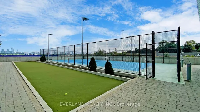 Additional image 31 of 113 Mcmahon Dr Unit Th17