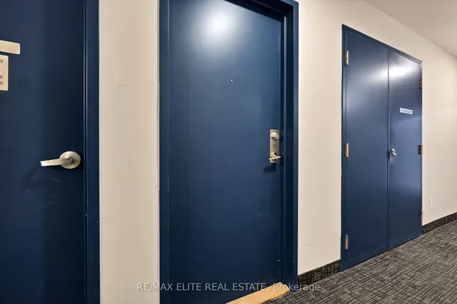 Additional image 5 of 2464 Weston Rd Unit 101