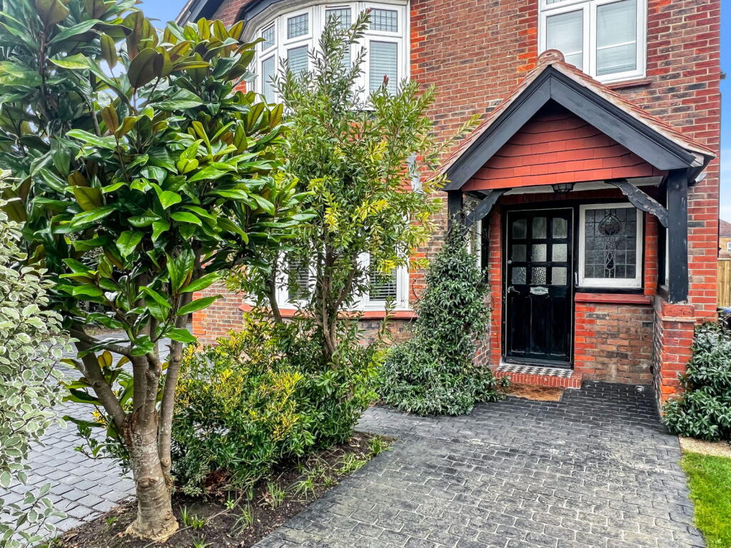 Additional image 27 of Abbotts Close, Worthing, BN11 1JB