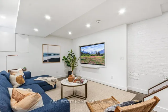 Additional image 32 of 9 Bertmount Ave