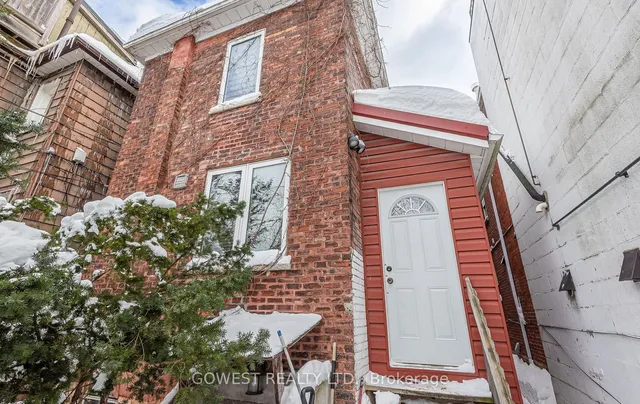 Additional image 31 of 2509 Dundas St