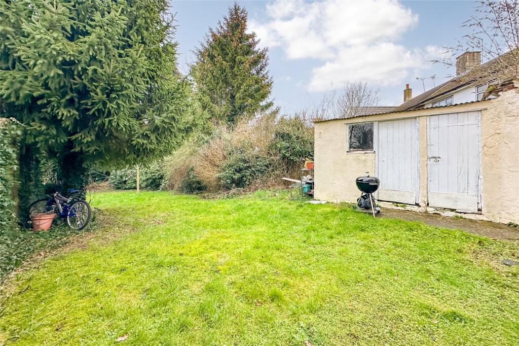 Additional image 9 of Roundfield Avenue, Harpenden, Hertfordshire, AL5