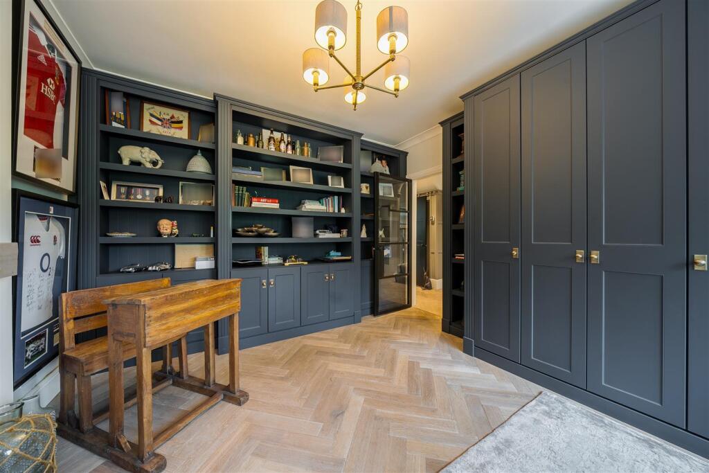 Additional image 11 of Chislehurst Road, Petts Wood East