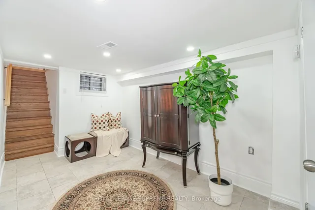 Additional image 20 of 48 Guestville Ave