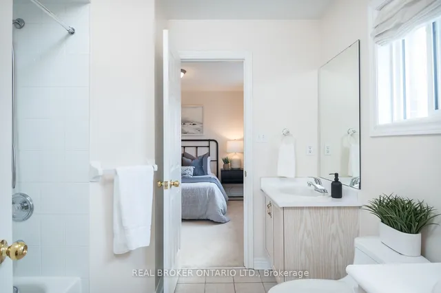 Additional image 24 of 36 Red Maple Lane