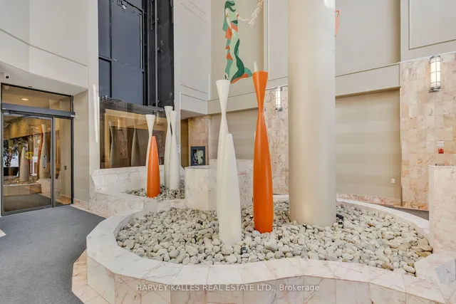 Additional image 4 of 1331 Bay St Unit 402