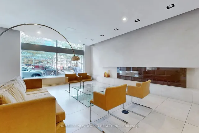 Additional image 7 of 832 BAY St Unit 2704