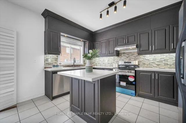 Additional image 15 of 33 Honeybee Dr