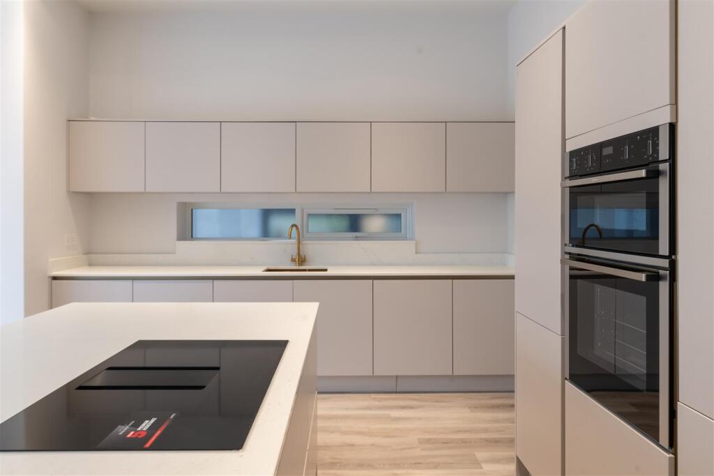 Additional image 7 of Sandbanks Road, Lower Parkstone