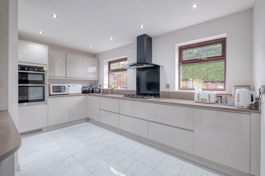 Additional image 16 of Primrose Close, Lickey End, Bromsgrove, B60 1GF
