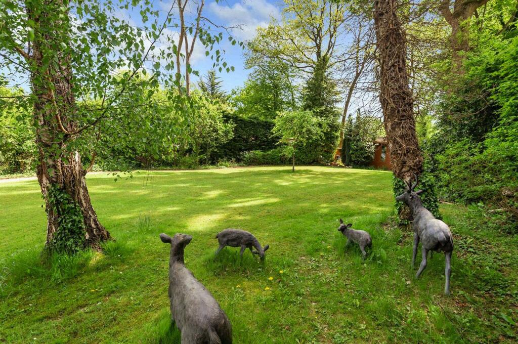 Additional image 25 of Firs Walk, Tewin, Welwyn