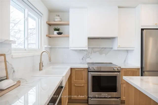 Additional image 10 of 3233 Lansdown Dr