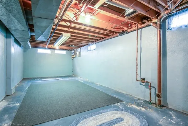 Additional image 44 of 159 Shuh Ave