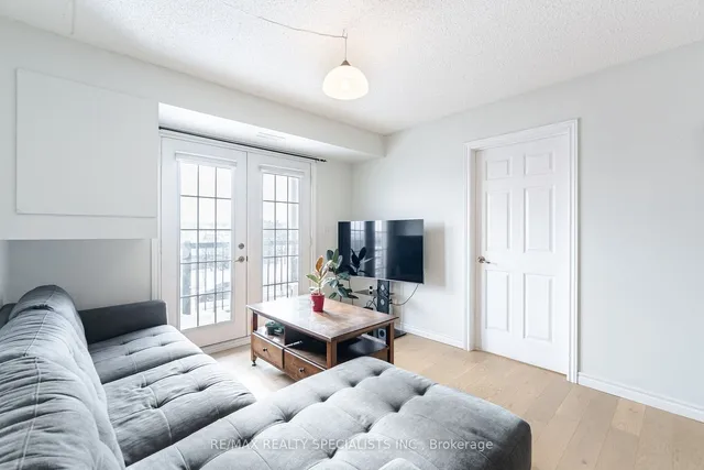 Additional image 15 of 2035 Appleby Line Unit 303