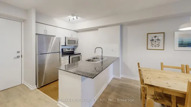 Additional image 11 of 1410 Dupont St Unit 2501