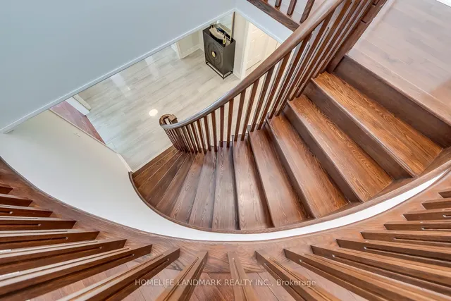 Additional image 25 of 503 Blenheim Cres