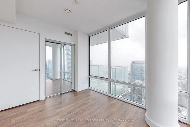 Additional image 17 of 501 Yonge St Unit 5102